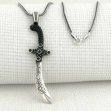 925 Ayar Gümüş La Feta İlla Ali La Seyfe İlla Yazılı Zülfikar Kolye