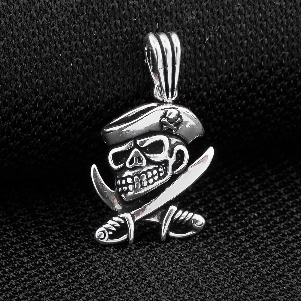 Korsan Temalı 925 Ayar Gümüş Kolye Ucu