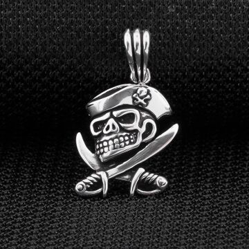 Korsan Temalı 925 Ayar Gümüş Kolye Ucu