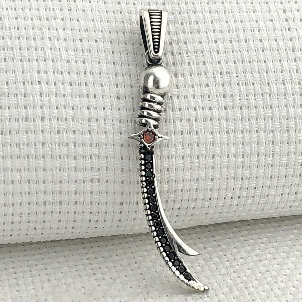 925 Ayar Gümüş Kırmızı Taşlı Zülfikar Kolye Ucu