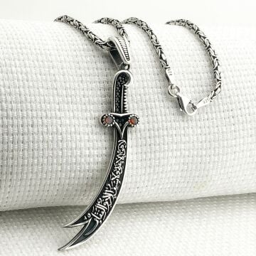 925 Ayar Gümüş Kırmızı Taşlı La Feta İlla Ali La Seyfe İlla Zülfikar Kral Zincir Kolye