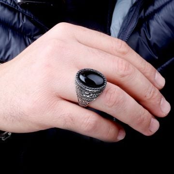 925 Ayar Gümüş Onix Taşlı Desen Motifli Erkek Yüzük