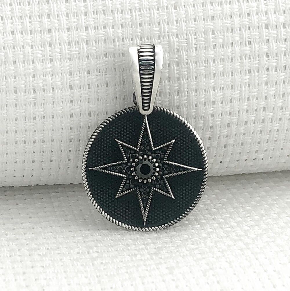 925 Ayar Gümüş Siyah Taşlı Kuzey Yıldızı Kolye Ucu