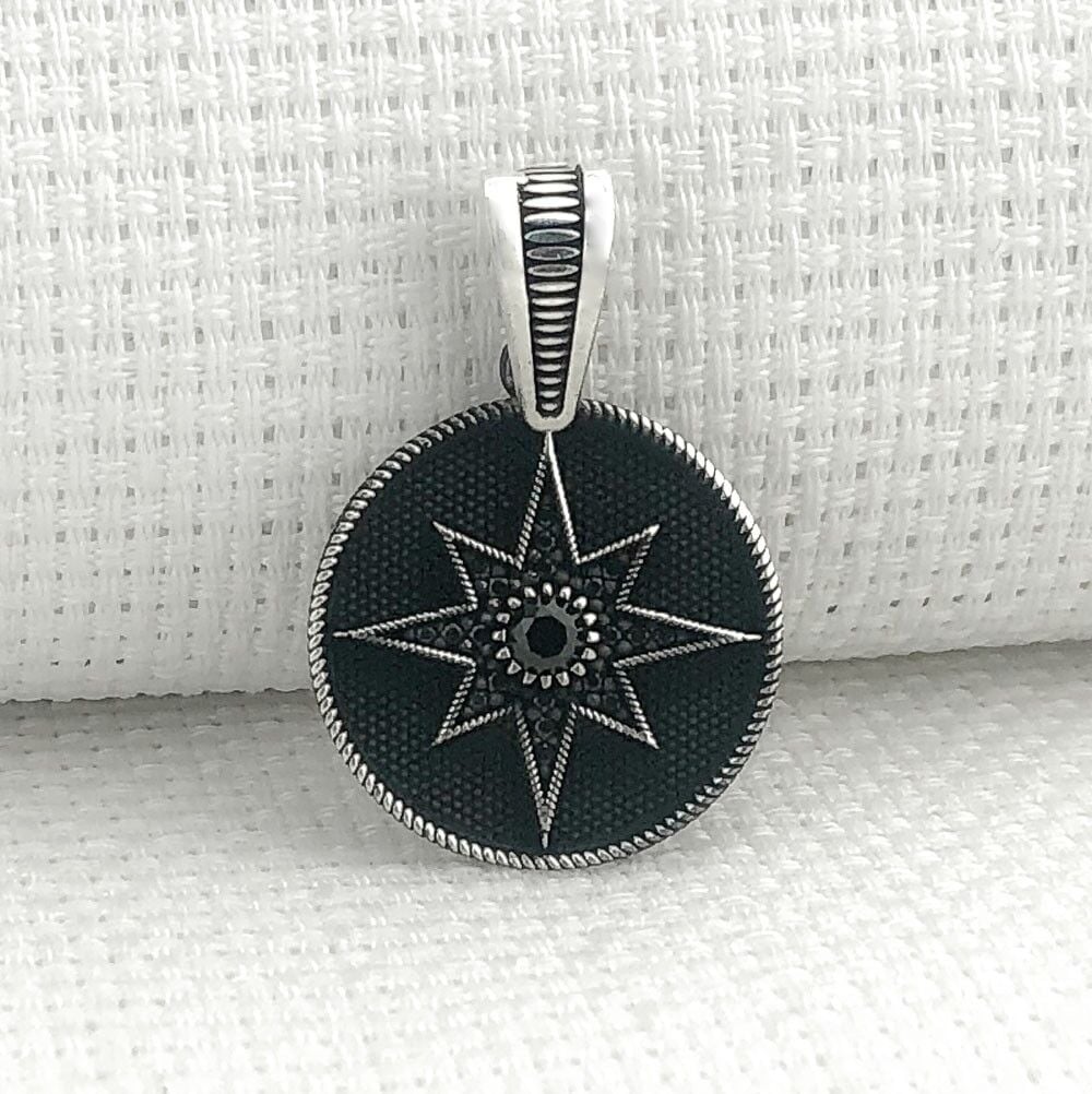 925 Ayar Gümüş Siyah Taşlı Kuzey Yıldızı Kolye Ucu