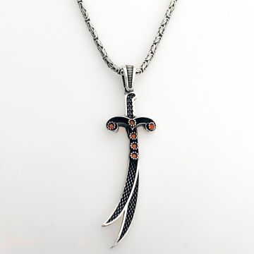 925 Ayar Gümüş Kırmızı Taşlı Zülfikar Kral Zincir Kolye