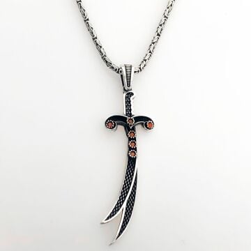 925 Ayar Gümüş Kırmızı Taşlı Zülfikar Kral Zincir Kolye