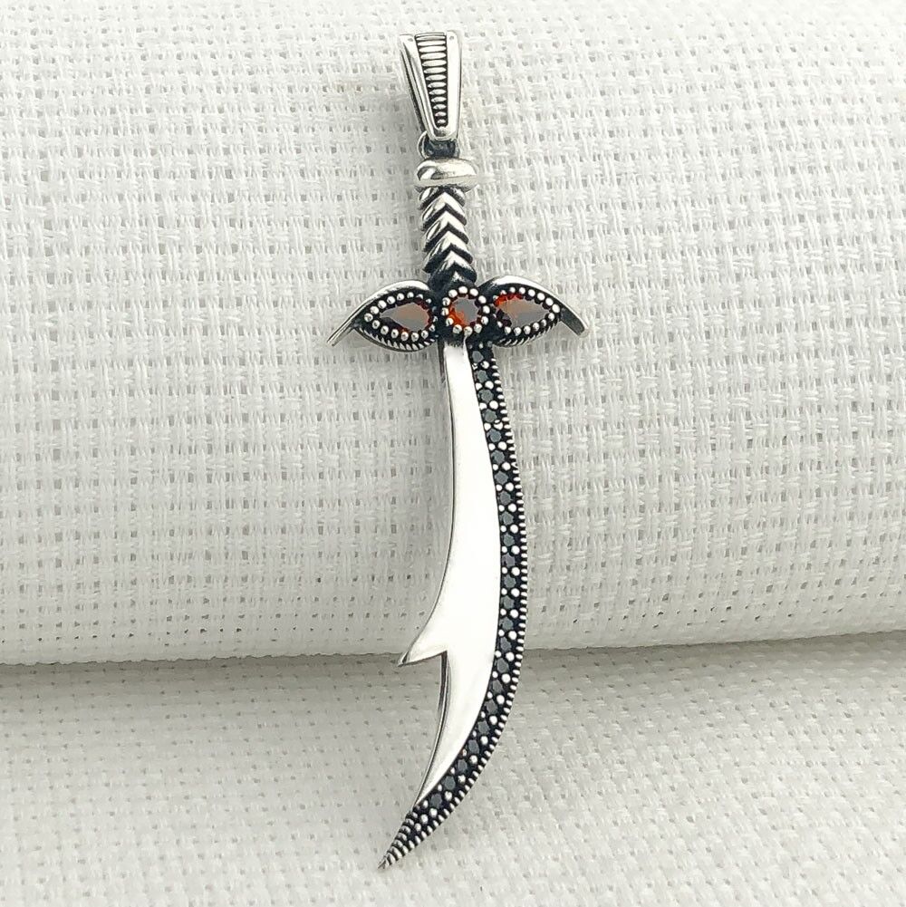 925 Ayar Gümüş Kırmızı Taşlı Zülfikar Kolye Ucu