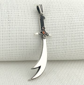 925 Ayar Kırmızı Taşlı Zülfikar Gümüş Kolye Ucu