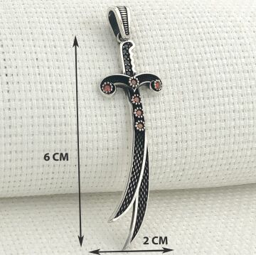 925 Ayar Kırmızı Taşlı Zülfikar Gümüş Kolye Ucu
