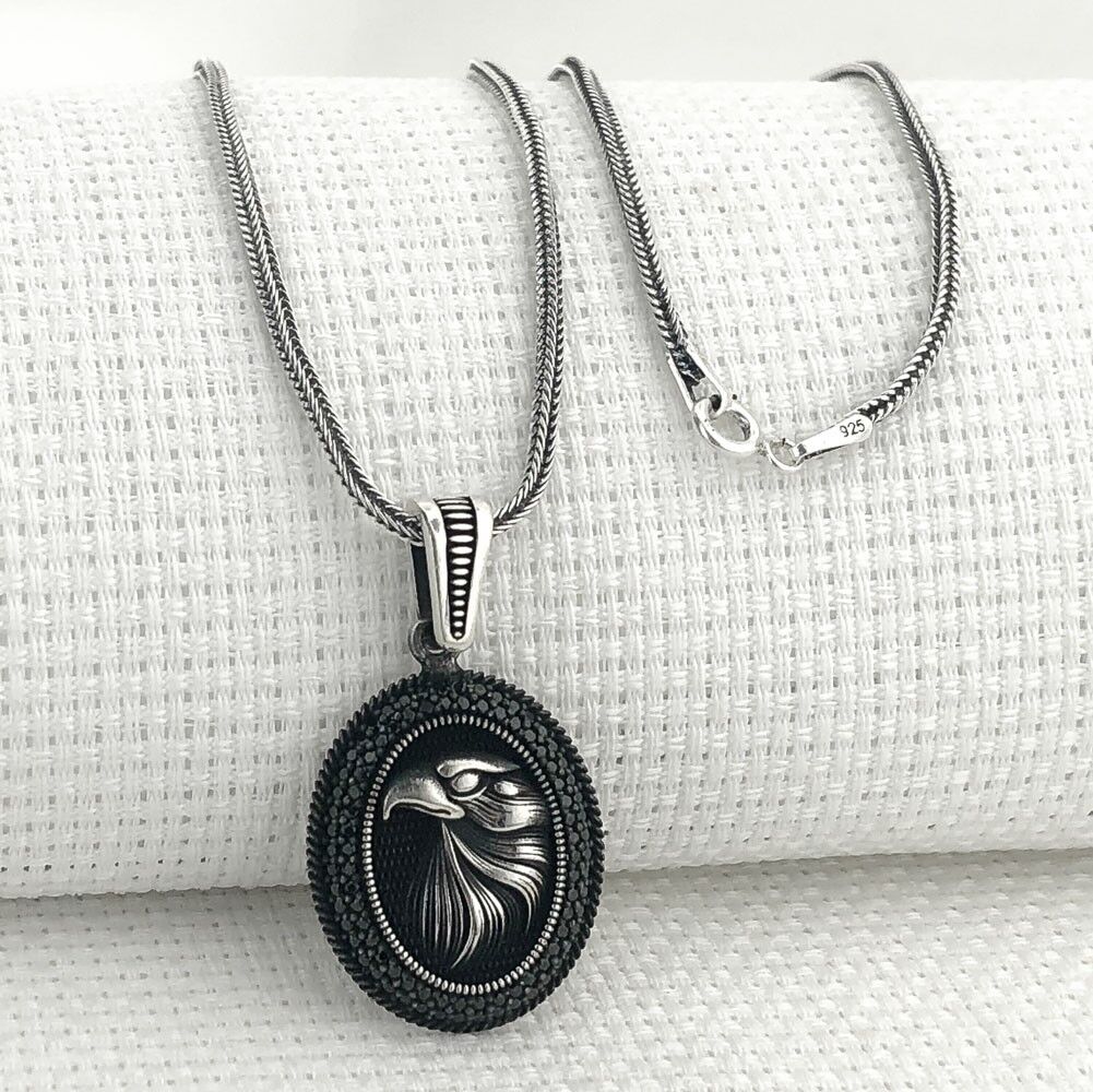 925 Ayar Gümüş Siyah Taşlı Kartal Motifli Kolye