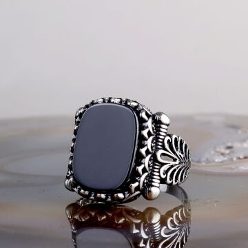 925 Ayar Gümüş Onix Taşlı Erkek Model yüzük