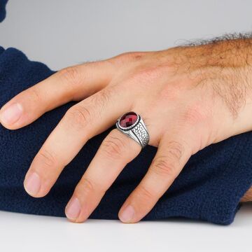 Oval Kırmızı Zirkon Taşlı Desenli 925 Ayar Gümüş Yüzük