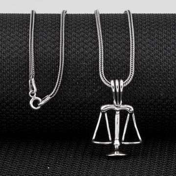 Adalet Terazisi 925 Ayar Gümüş Kolye