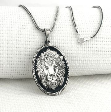 925 Ayar Gümüş Aslan Figürlü Kolye