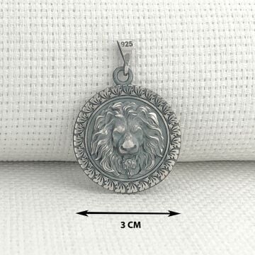 925 Ayar Gümüş Aslan Kabartmalı Kolye Ucu