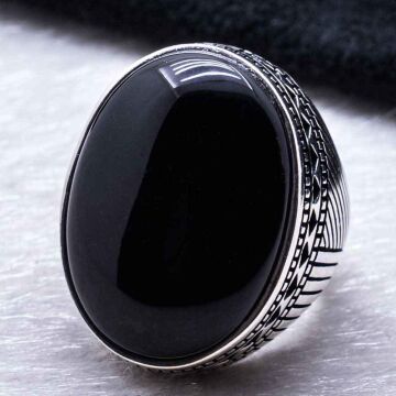 Büyük Siyah Oniks Taşlı Erkek Gümüş Yüzük