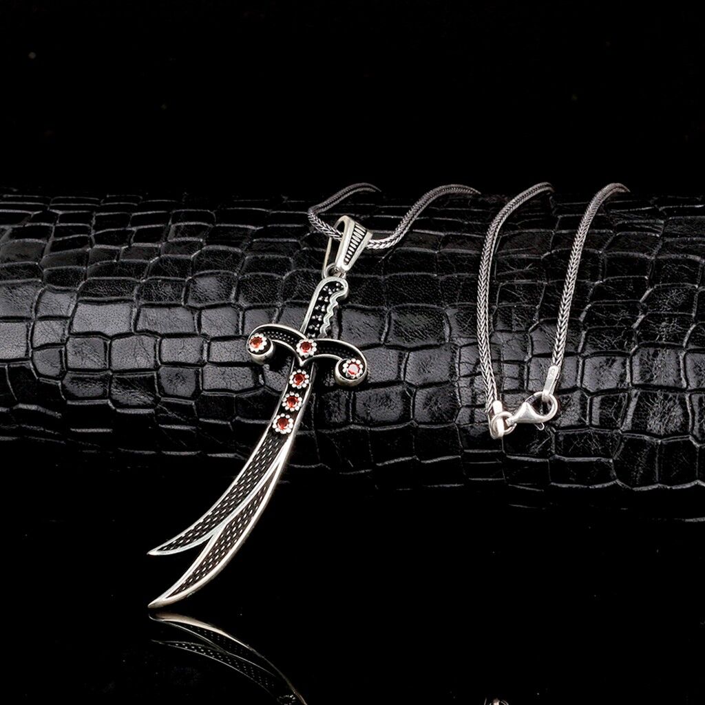 925 Ayar Gümüş Zirkon Taşlı Hz Ali Kılıcı Kolye