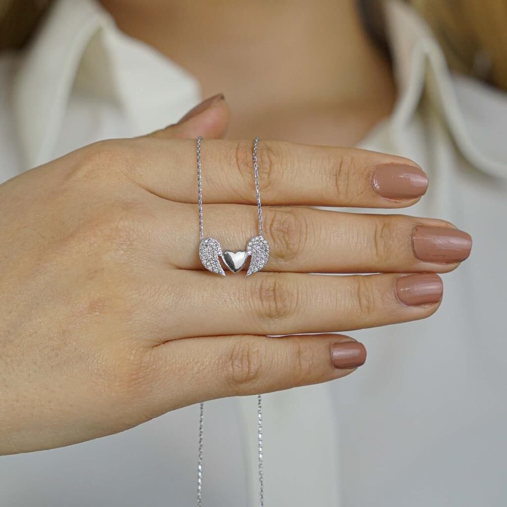 925 Ayar Gümüş Kalpli Melek Kanadı Kolye