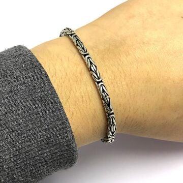 Şık Tasarımlı Yuvarlak Kral Gümüş Bileklik 4 Milim 20 CM