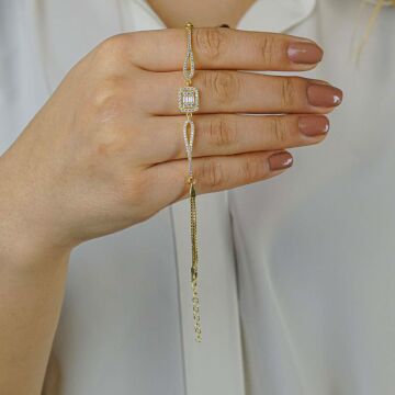 Pırlanta Tasarımlı Altın Kaplama Baget Taşlı 925 Ayar Gümüş Bileklik