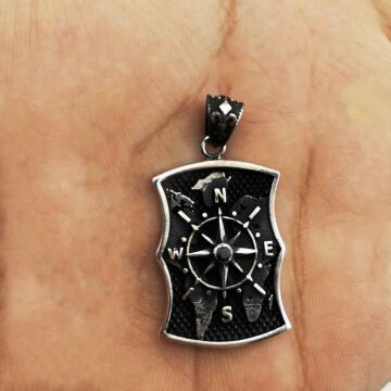 Özel Pusula Tasarımlı Atlas Zemin Detaylı Kalın Zincirli 925 Ayar Gümüş Kolye BÜYÜK BOY