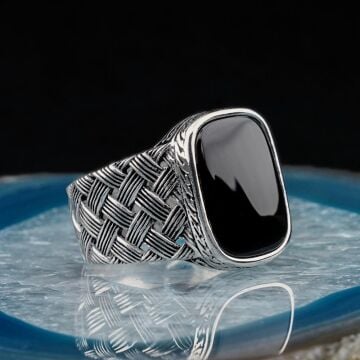 Dikdörtgen Oniks Taşlı Örgü Desenli Erkek Gümüş Yüzük
