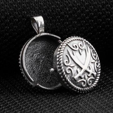 Çift Taraflı Zülfikar Kılıç Tasarımlı Açılabilir 925 Ayar Gümüş Cevşen Kolye